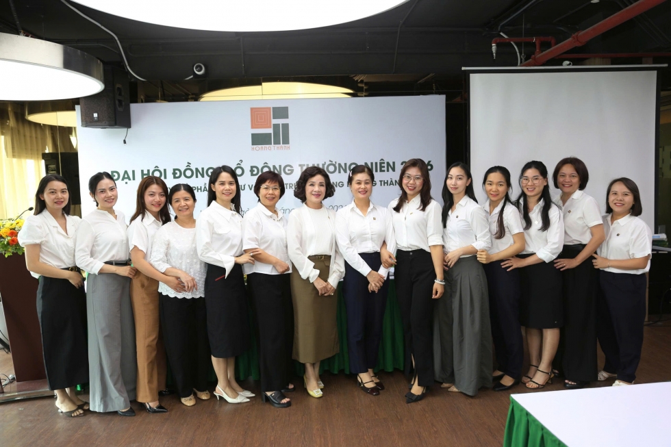 Các thành viên trong Ban tổ chức của Đại hội cổ đông